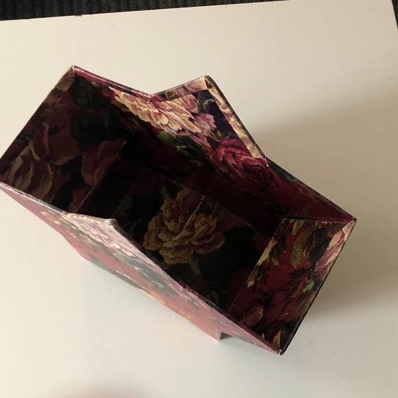 🐰 Rustic Floral Star-Shaped Storage Box - Picture 2 of 6